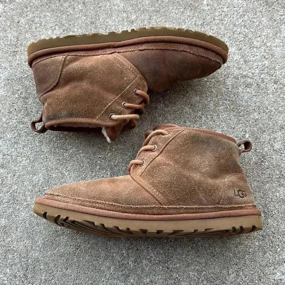 UGG Neumel Classic Fur Lined Suede Lace-Up Chukka Boots Men’s Sz 8